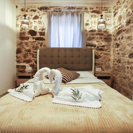 Olive Grove Deluxe Apartment Agnítsini 외부 사진